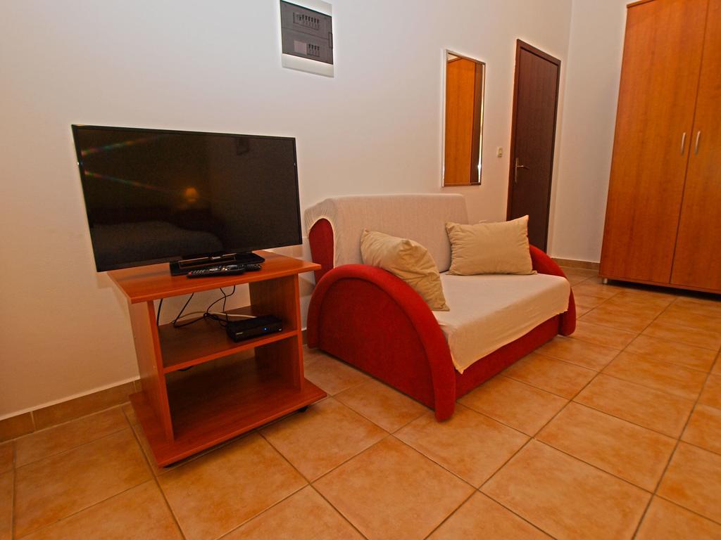 פאז'אנה Apartments Milio 1105 מראה חיצוני תמונה