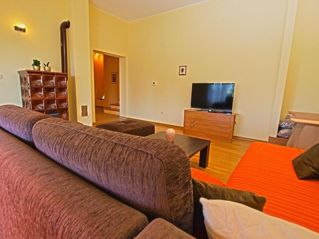 פאז'אנה Apartments Milio 1105 מראה חיצוני תמונה