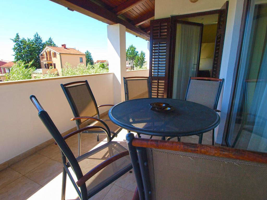 פאז'אנה Apartments Milio 1105 מראה חיצוני תמונה