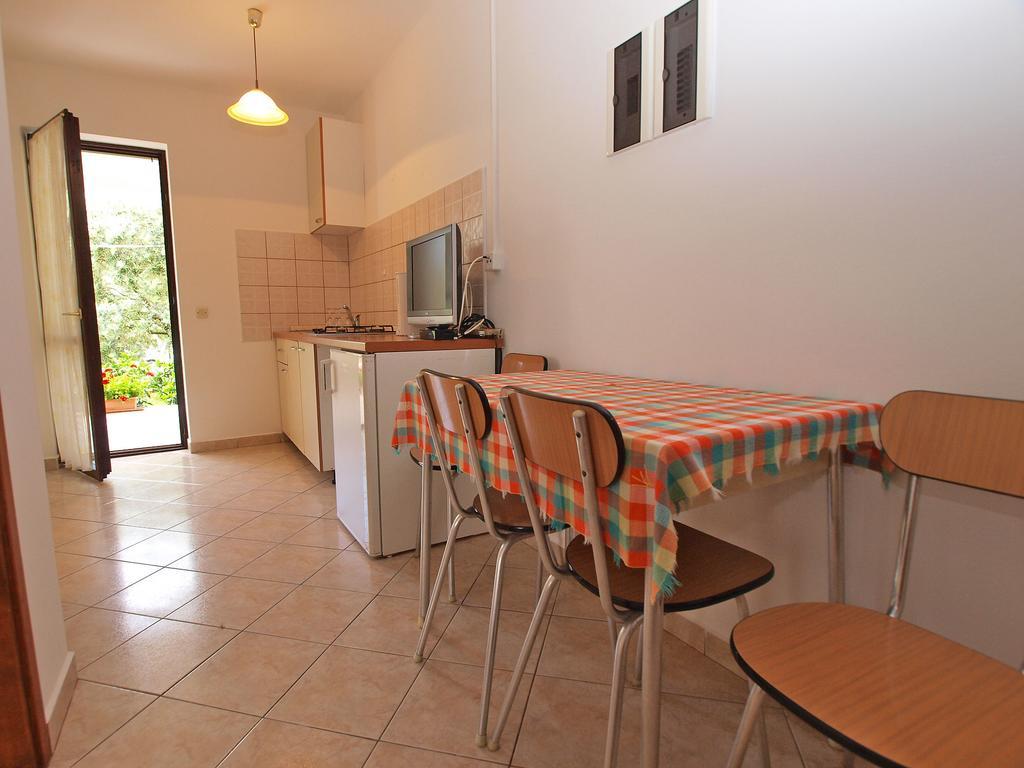 פאז'אנה Apartments Milio 1105 מראה חיצוני תמונה